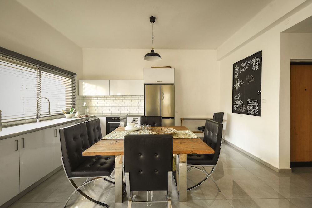 Prime location Sunny 3bedroom apartment Apartment 8