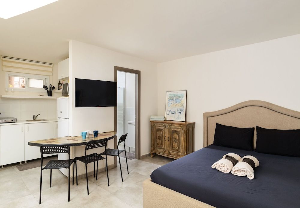 undefined Duplex Lively Neighborhood by FeelHome 7