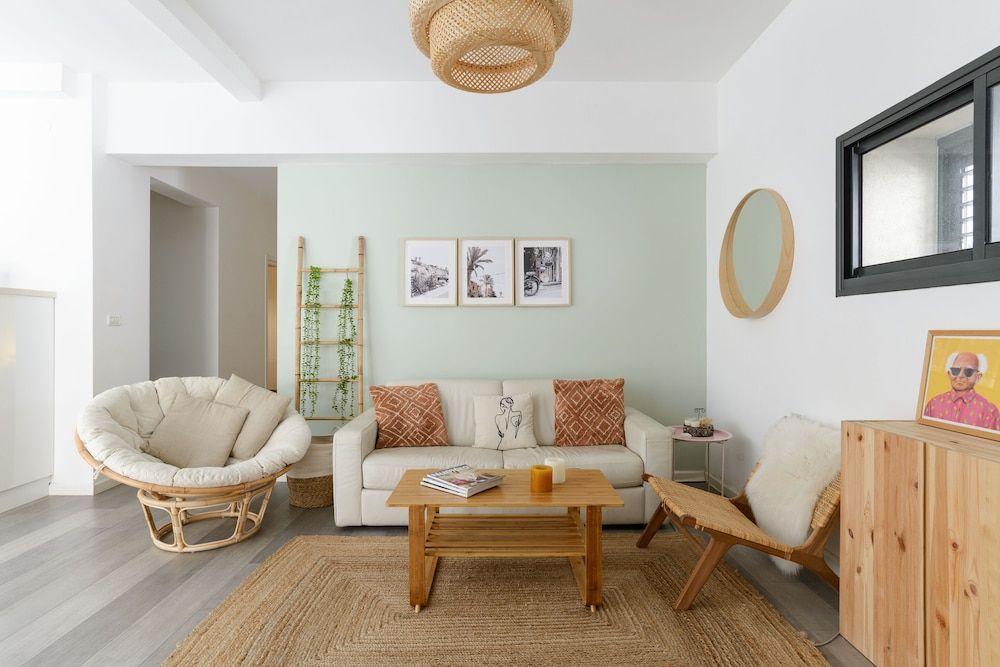 Modern & Design by FeelHome Comfort Apartment 19