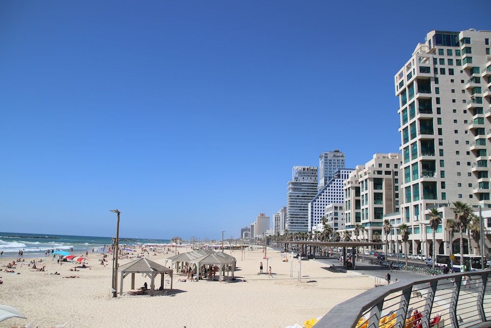 undefined AirTLV - Nes Tziona Luxury By The Sea 2