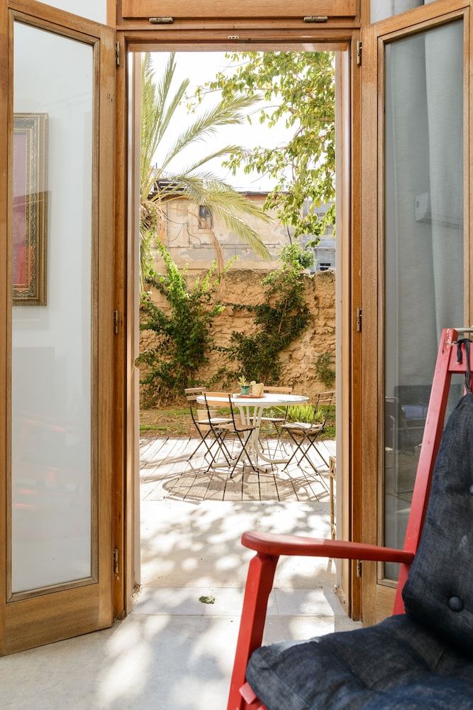 Secret Garden by TLV2RENT Basic Apartment 4