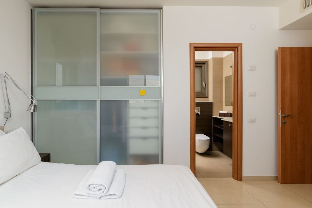 Comfort with Terrace over the Hills by FeelHome Apartment, 3 Bedrooms, Terrace 14