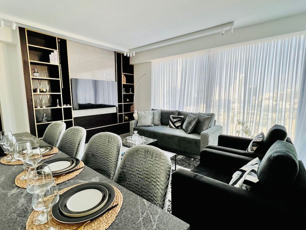 undefined High End & City View by FeelHome 9