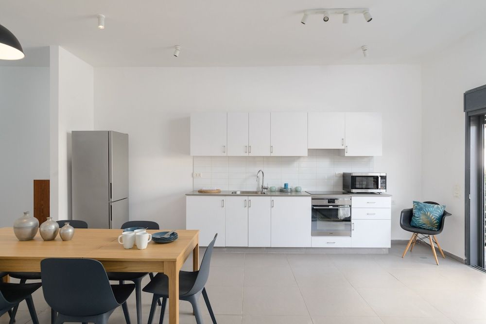 undefined New & Bright 2BR with Balcony near Beach 10