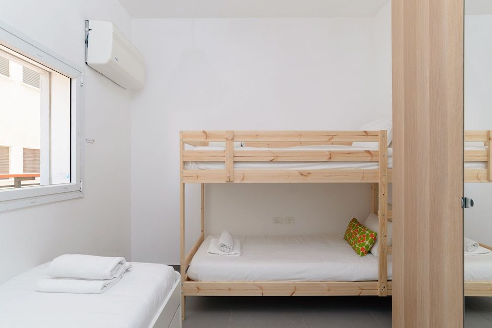 undefined New & Bright 2BR with Balcony near Beach 8