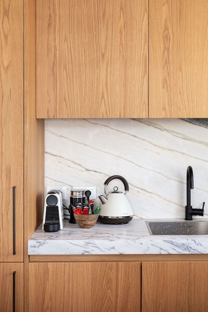 Ecletic by TLV2RENT Deluxe Apartment 8