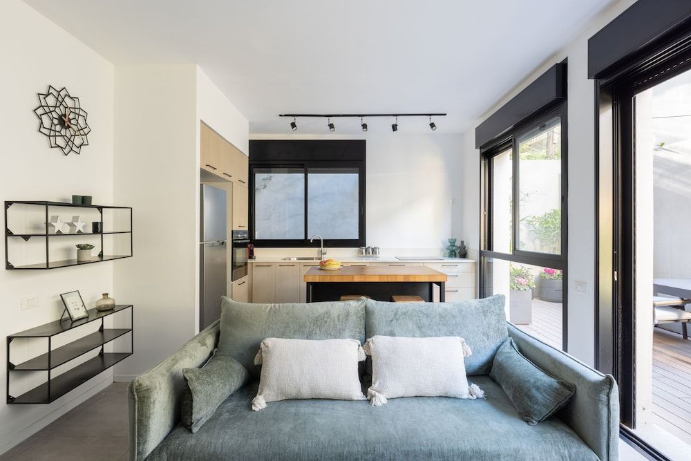 Ecletic by TLV2RENT Business Apartment