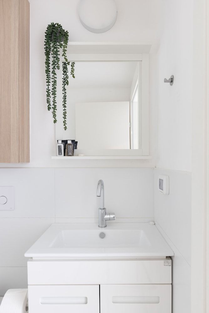 Ecletic by TLV2RENT Business Apartment 10