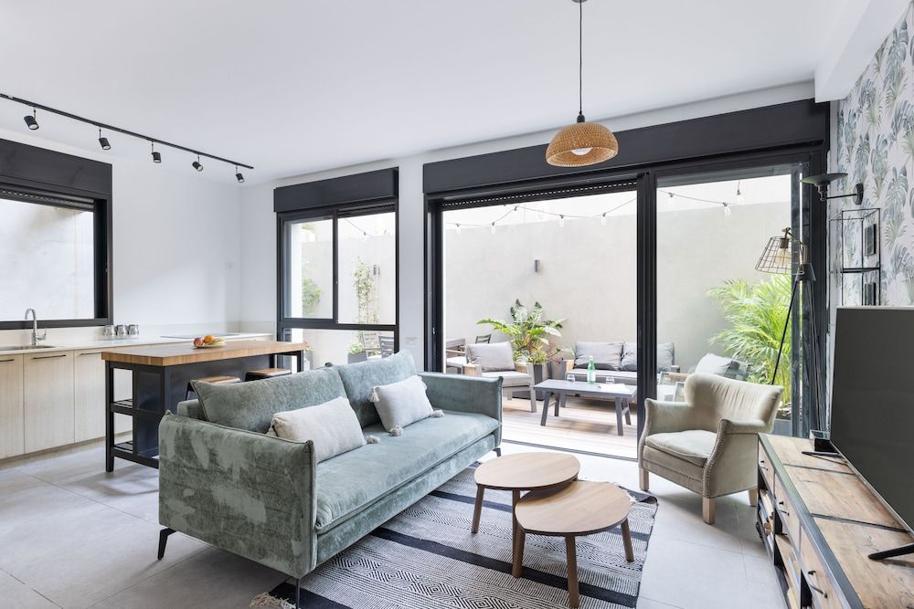 Ecletic by TLV2RENT Business Apartment 15