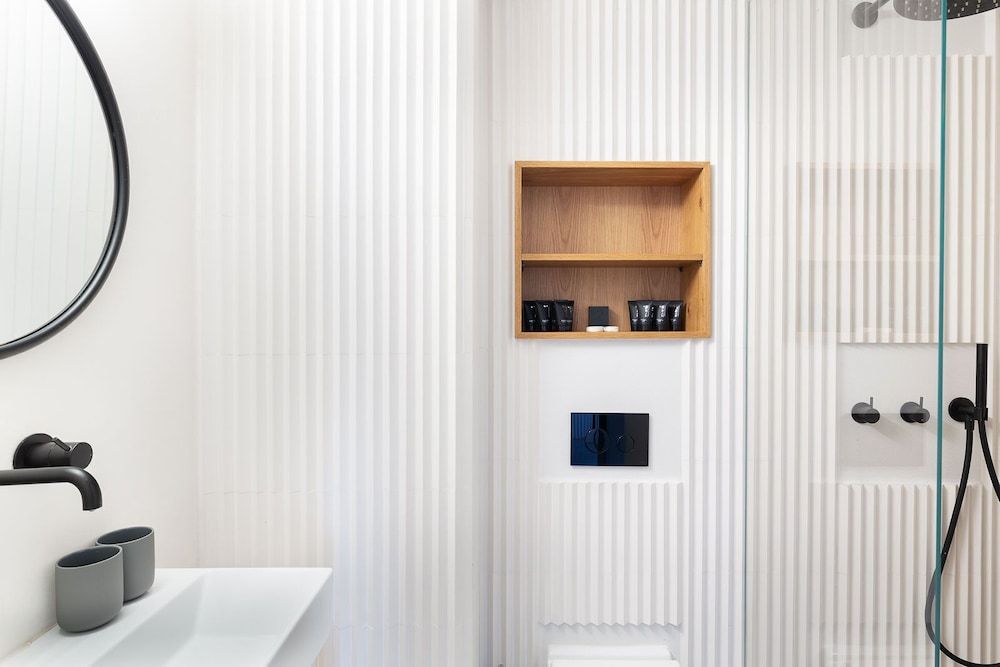 Ecletic by TLV2RENT Deluxe Apartment 10