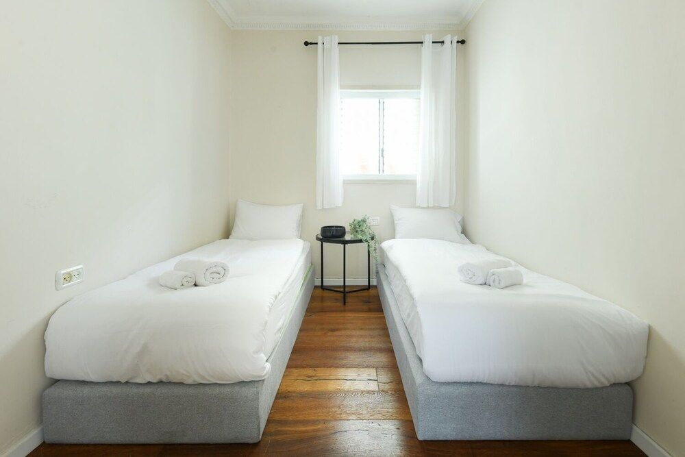 undefined Stylish and Modern 3BR TelAviv Apartment 7