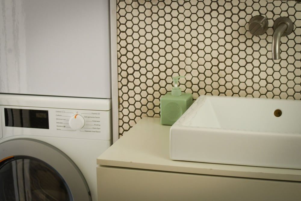 Modern & Bright 3BR apt with 2Balconies Apartment 19