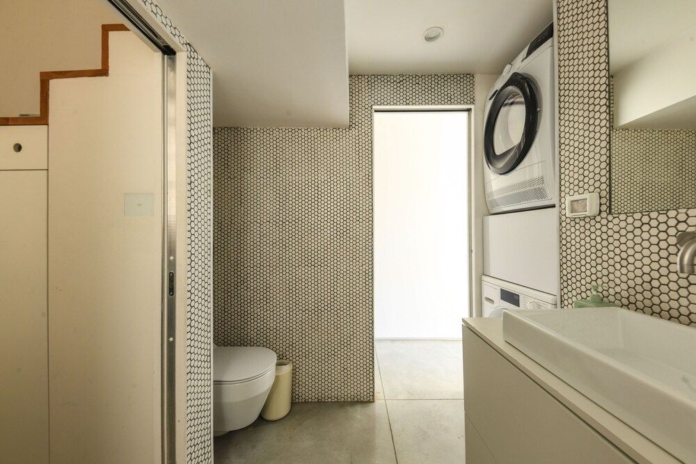 Modern & Bright 3BR apt with 2Balconies Apartment 20