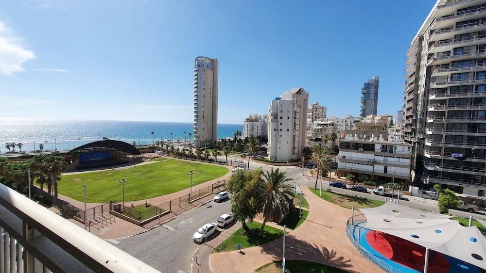 Masaryk Musk in Bat Yam Apartment 16