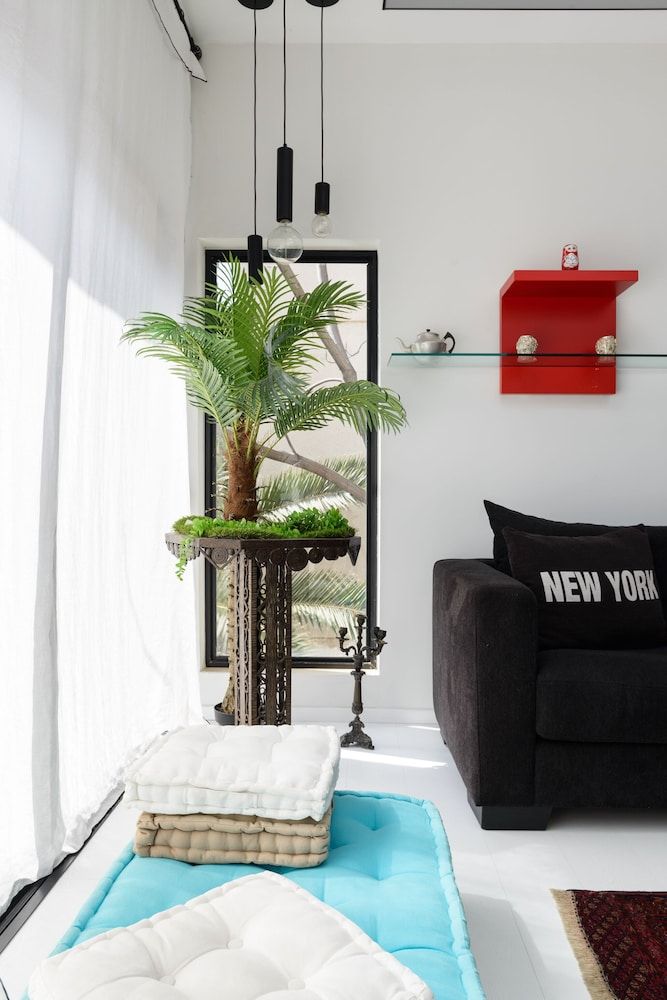 New Design & Sunny Balcony in TLV Center Design Apartment 18