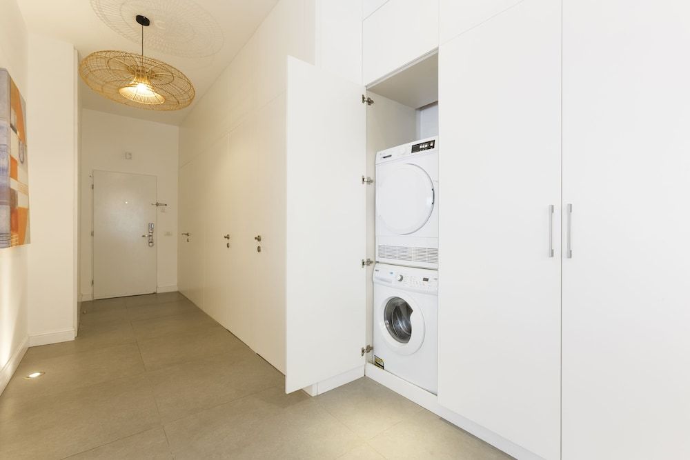 AirTLV-Bazel Apartment With Balcony City Apartment, Balcony, City View 12