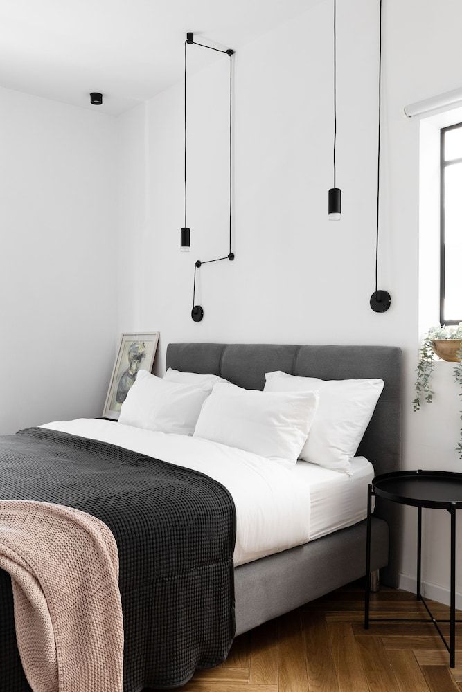 undefined Spacious & Modern 3BD Apartment 2-min From Beach 2