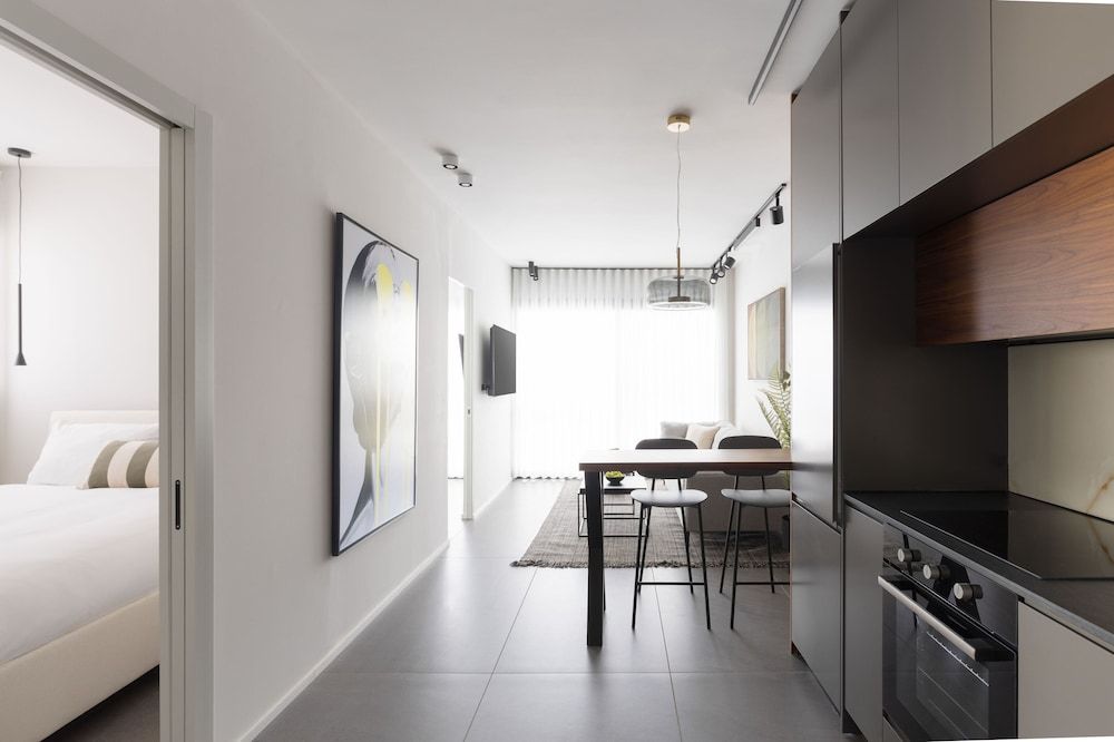 Skyline Serenity by tlv2rent Deluxe Apartment 11