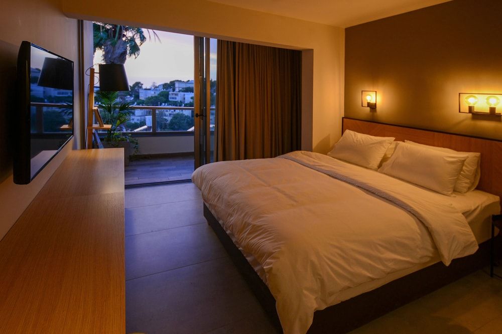 undefined Luxury Suites by Notaly Ariel 7