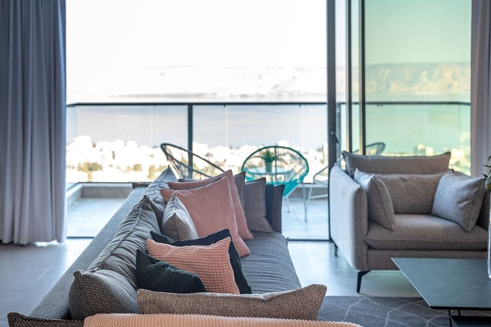 Dov Garden apartment with private pool Luxury Apartment 37