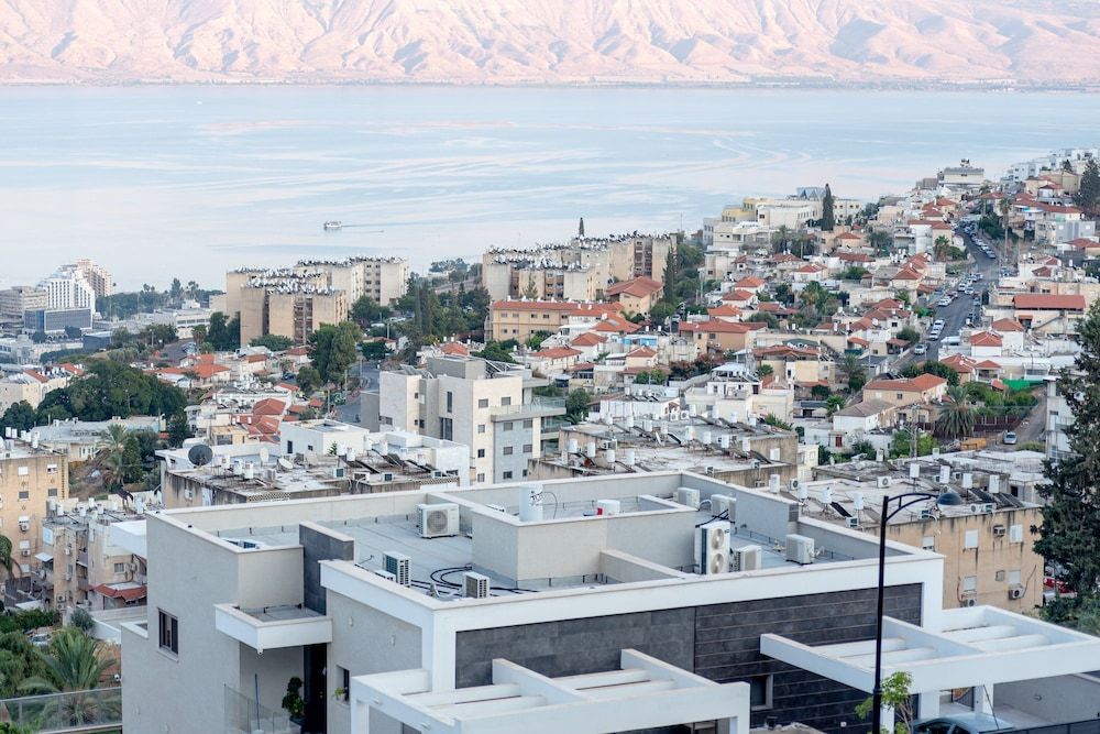 Dov Garden apartment with private pool Luxury Apartment 67