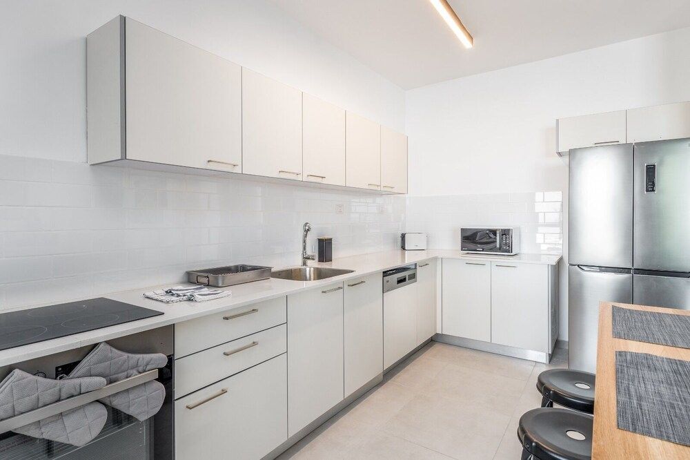 luxury garden apartment heated pool Family Apartment 2