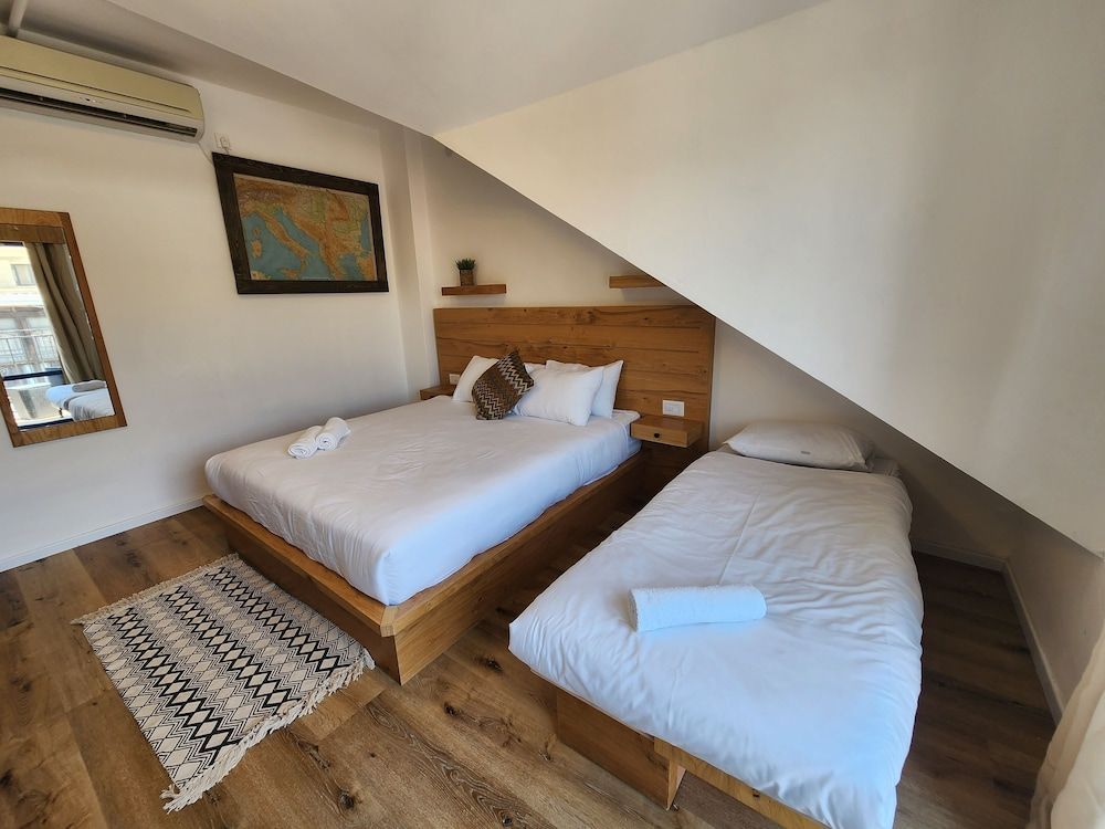 Tiberia hotel Deluxe Studio, Balcony, Mountain View 2