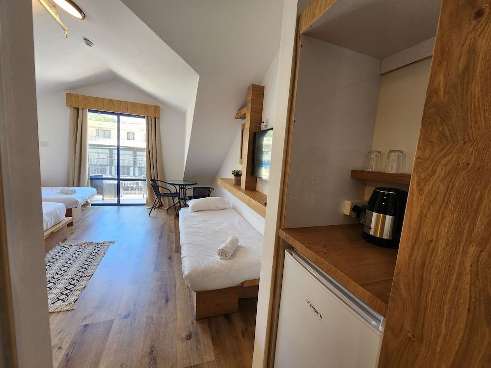 Tiberia hotel Deluxe Studio, Balcony, Mountain View 13