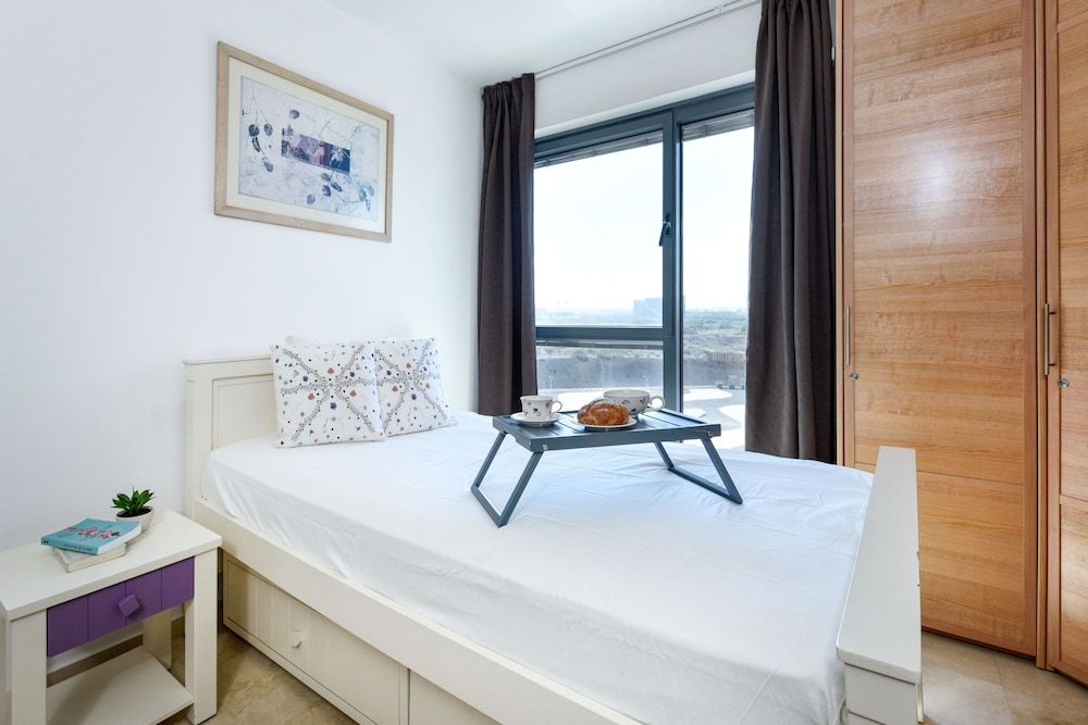 Apartment, 3 Bedrooms, Balcony