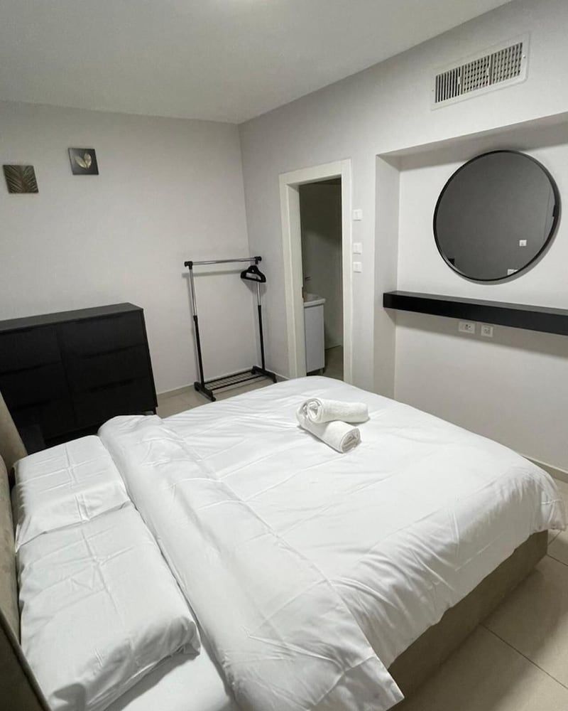 Classic Apartment, 2 Bedrooms, Non Smoking