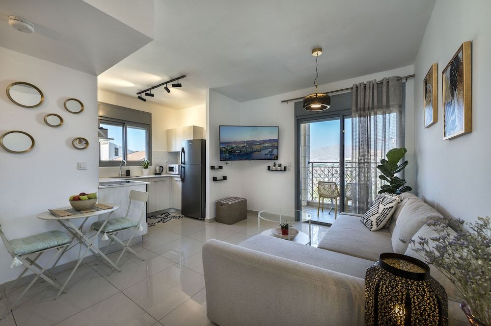 Apartment, Queen and Sofa Bed, City View, Balcony