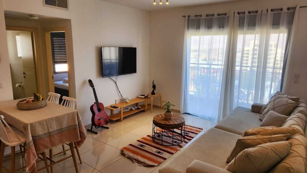 Melony Apartment
