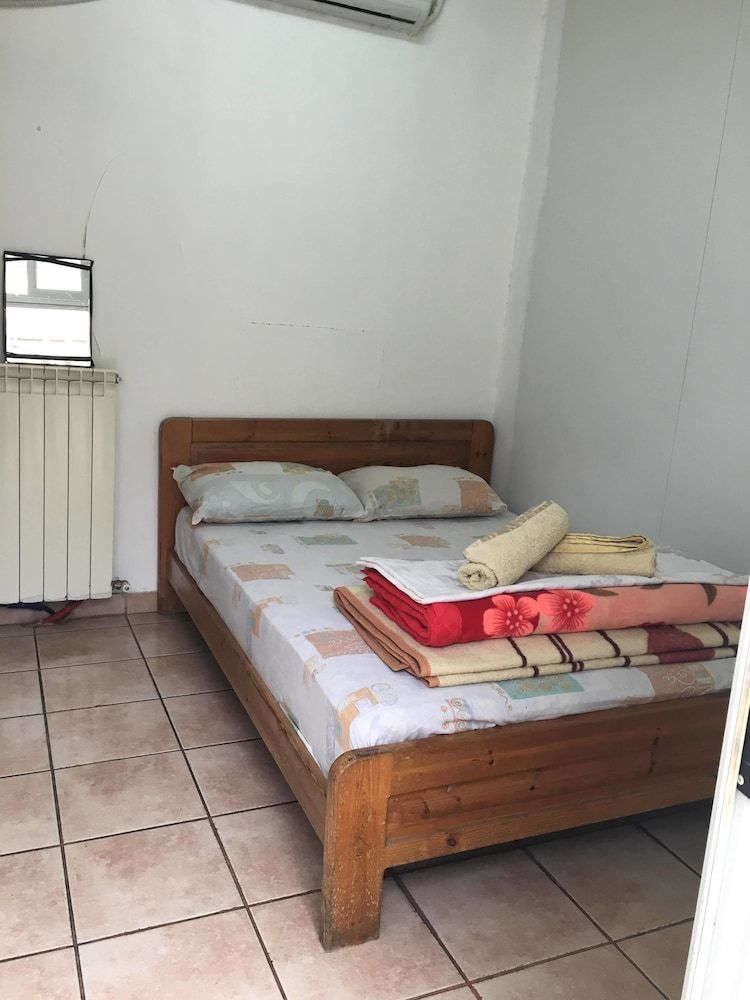 Hebron Khan Hostel