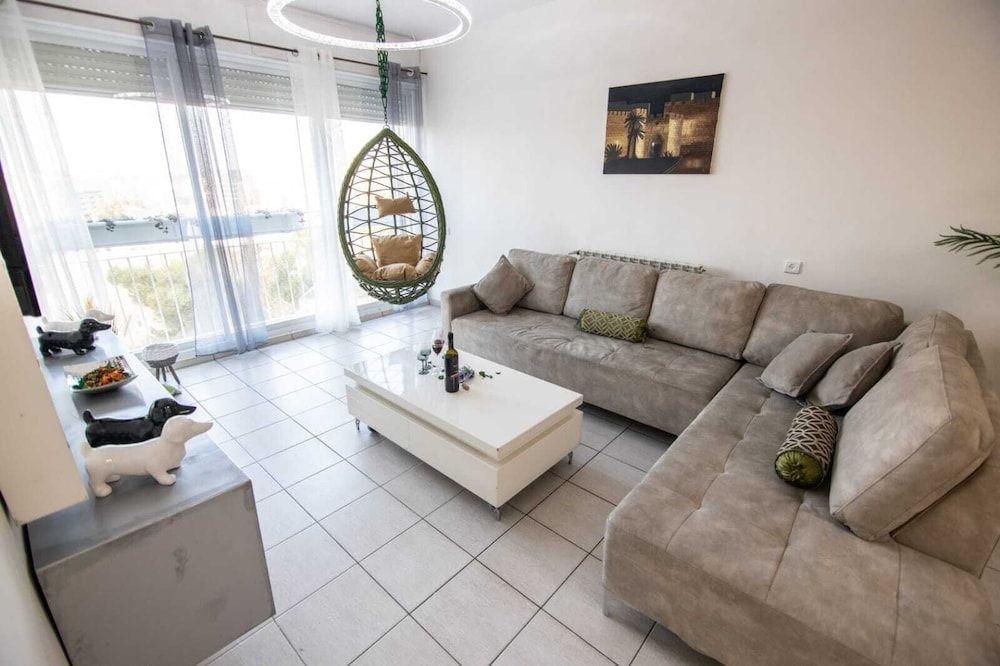 Design Apartment, City View