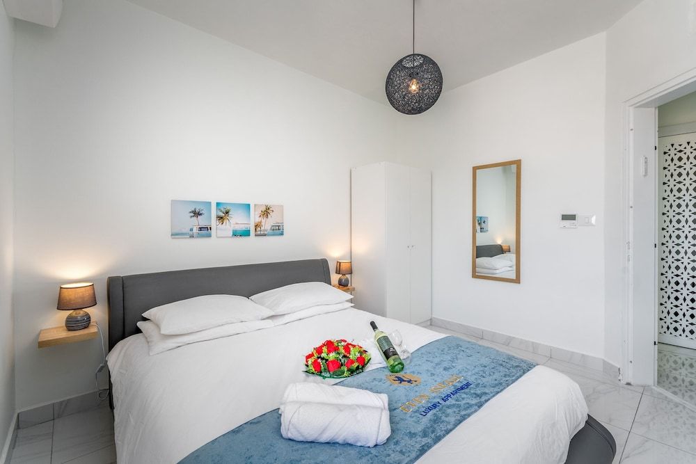 Luxury 2BDR in City Center - Even Israel st 3 - #54