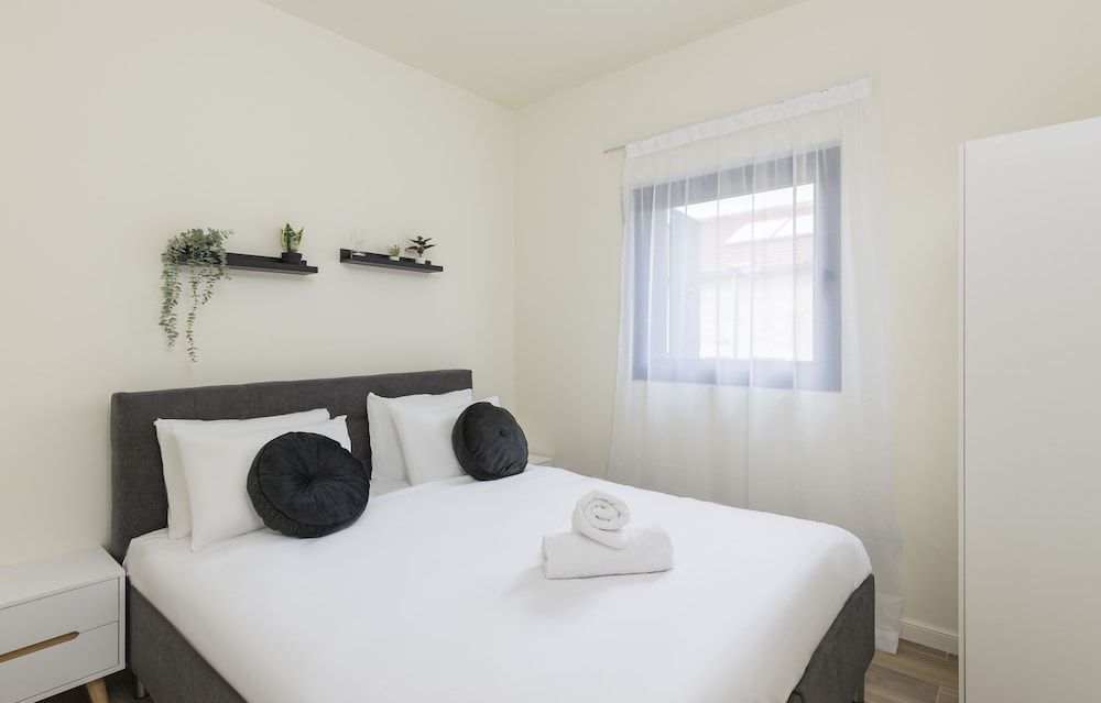 The Pearl of Nachlaot Apartments Family Apartment