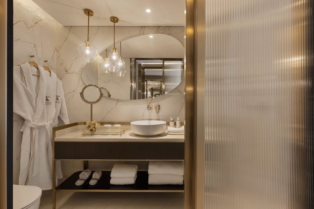 Theatron Jerusalem Hotel & Spa - MGallery Collection Room, 1 King Bed, Terrace (Garden Side) 3