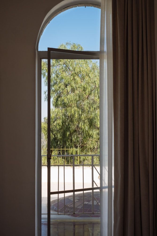 KHAN EIN KAREM BOUTIQUE HOTEL Deluxe Double Room, Terrace, Mountain View 5
