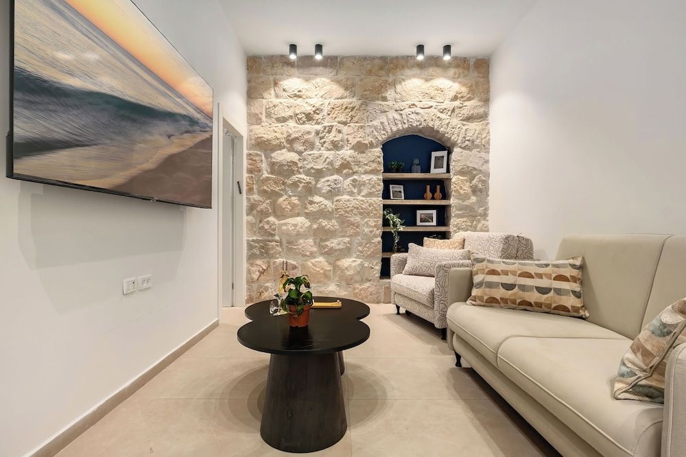 Mamilla View - Suites & Apt Hotel Royal Townhome, 2 Bedrooms 5