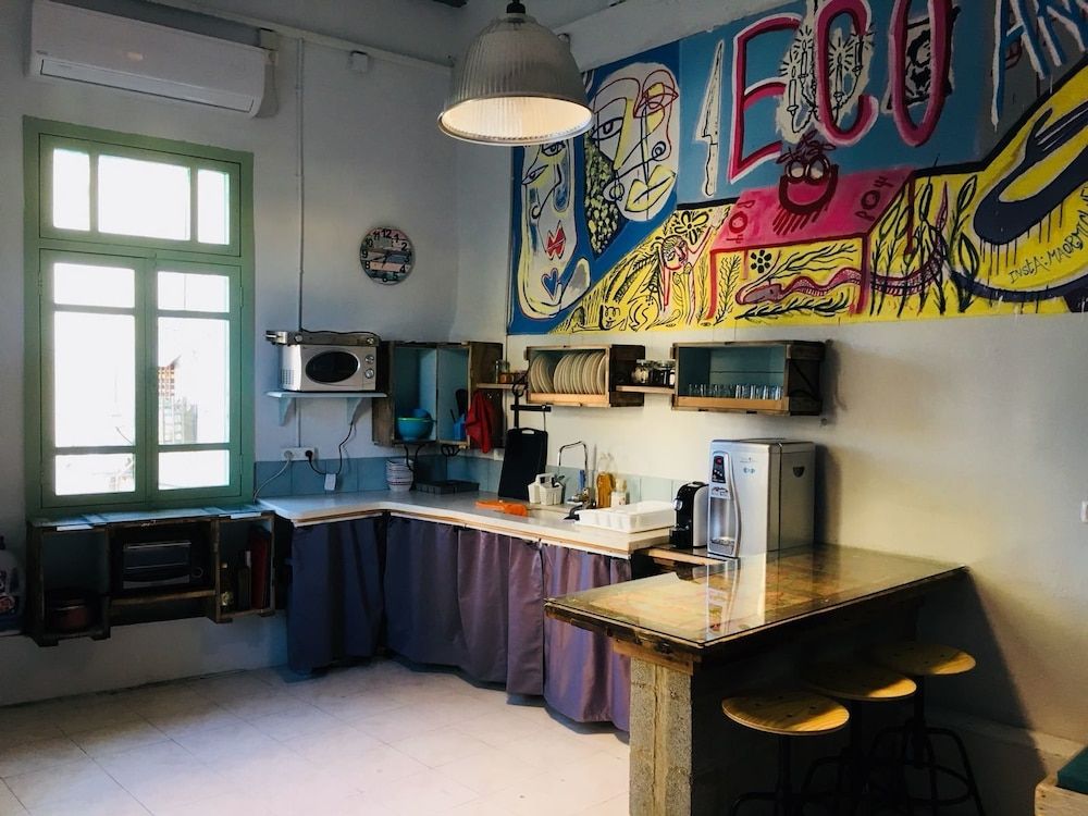 Eco Akko - Hostel