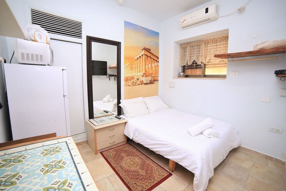 Business Triple Room, 1 Double Bed, Non Smoking, Garden View