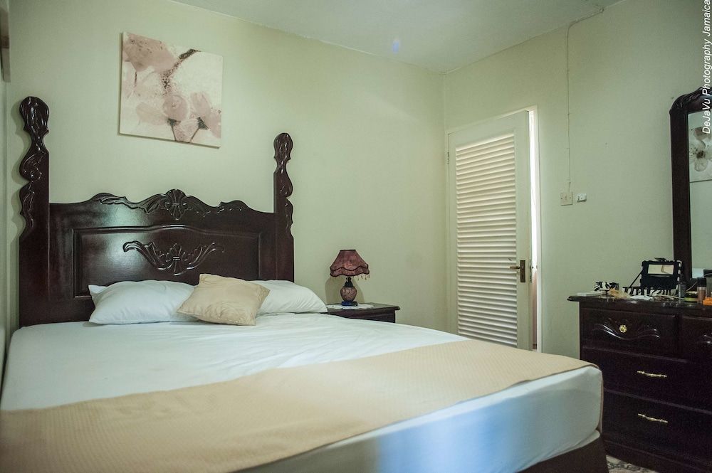 House, 1 King Bed, Non Smoking