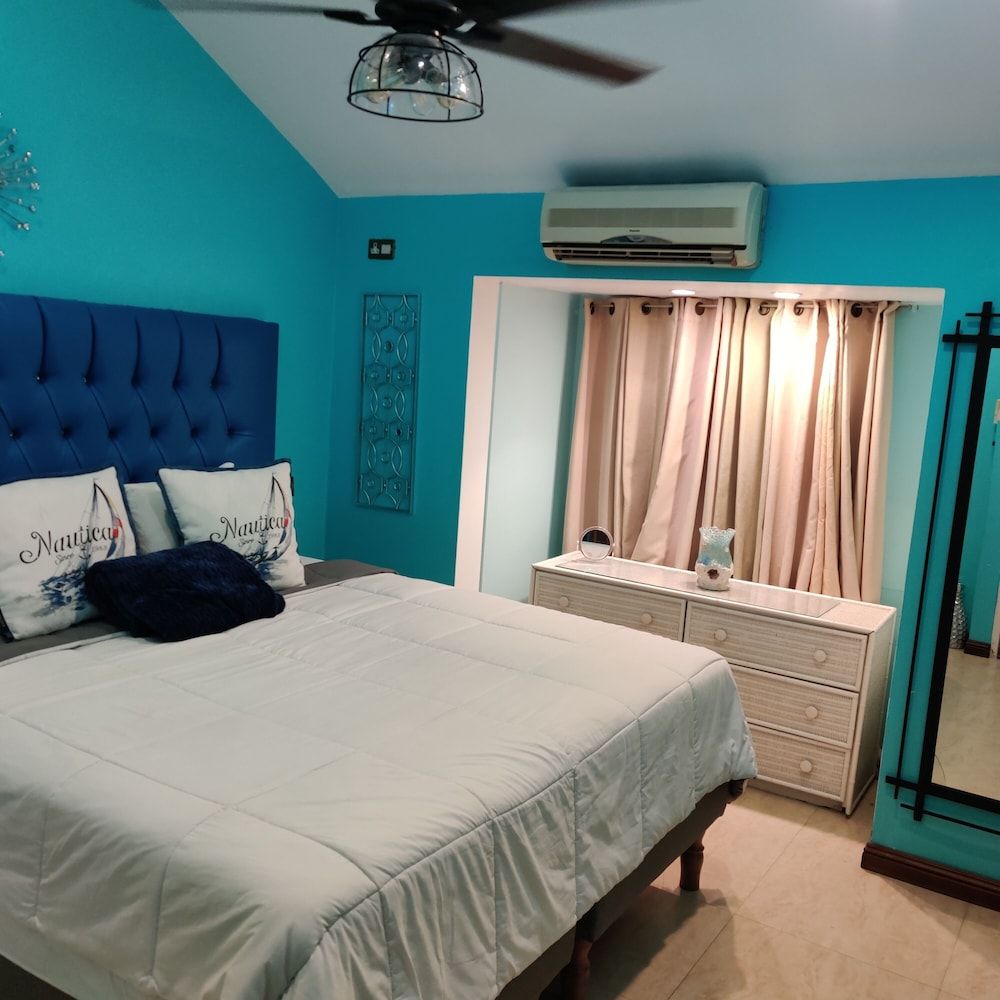 Fisherman's Point Ocean View Hotel Family Apartment, 2 Bedrooms, Non Smoking, Ocean View 8