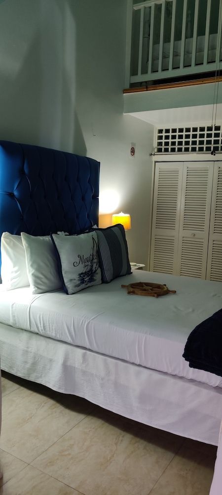 Fisherman's Point Ocean View Hotel Family Apartment, 2 Bedrooms, Non Smoking, Ocean View 15