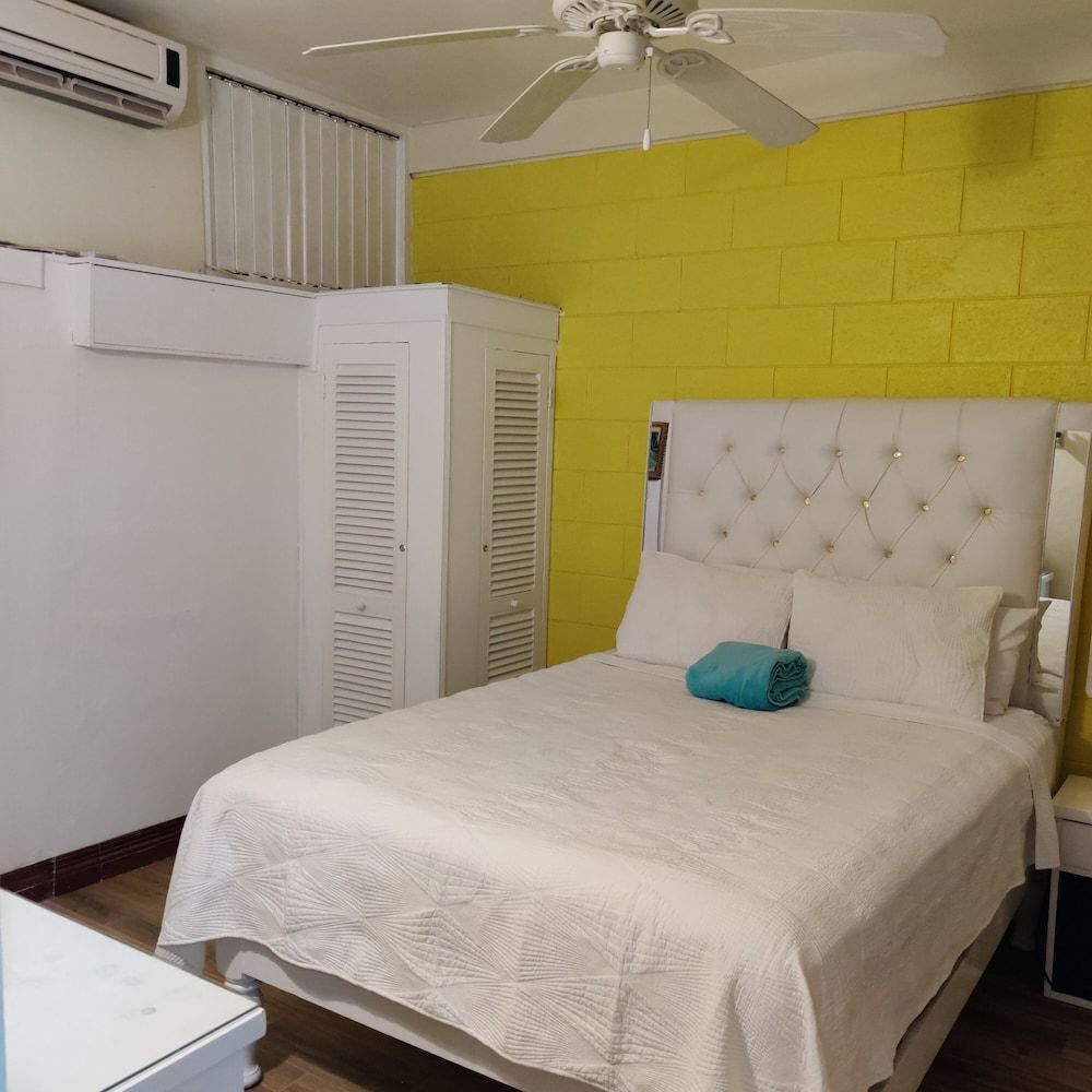 Fisherman's Point Ocean View Hotel Deluxe Apartment 7