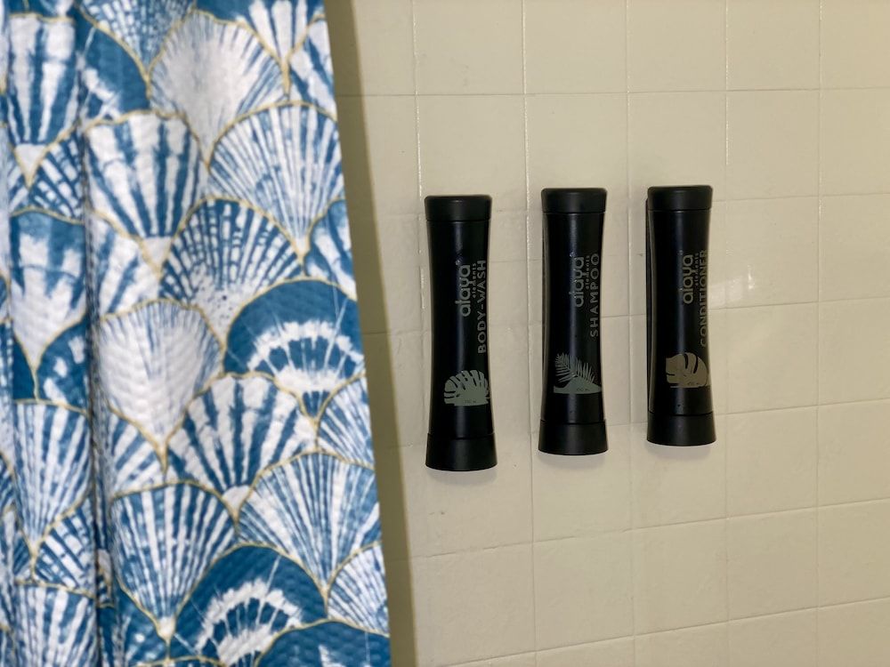 Sand And Tan Beach Hotel Standard Room 8