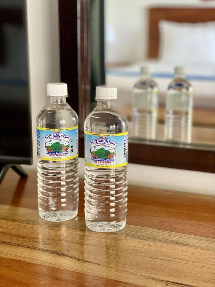 Sand And Tan Beach Hotel Standard Room 6