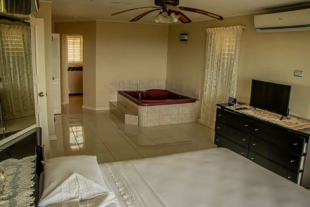 The Whytehouse Villa Family Apartment 5