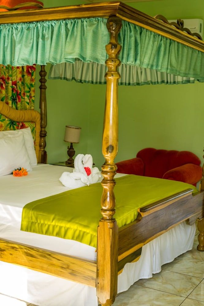 Deluxe Room, Kitchenette