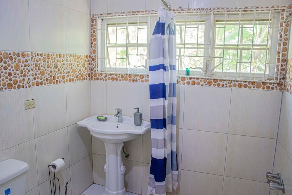 Kassion Corner Comfort Double Room 8